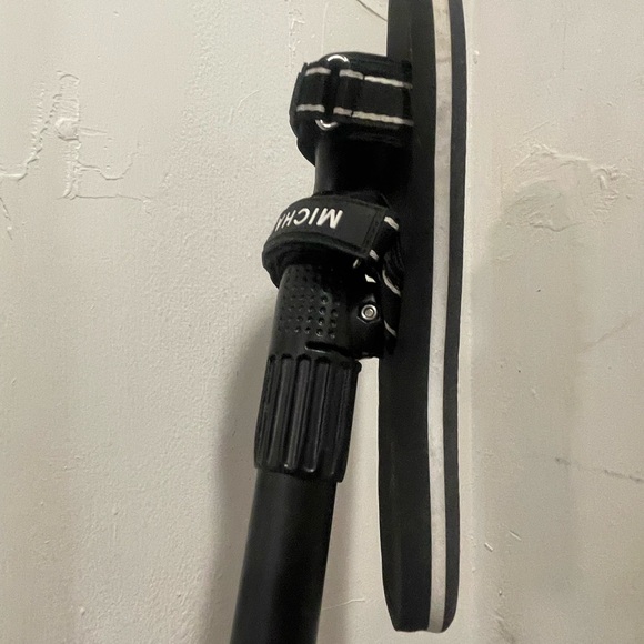 Michael Kors sandals - Picture 3 of 5